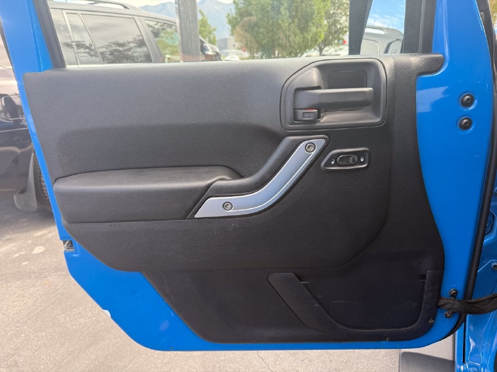 2012 Jeep Wrangler Sahara