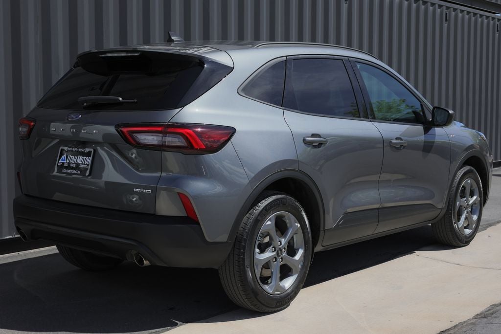 2025 Ford Escape ST-Line