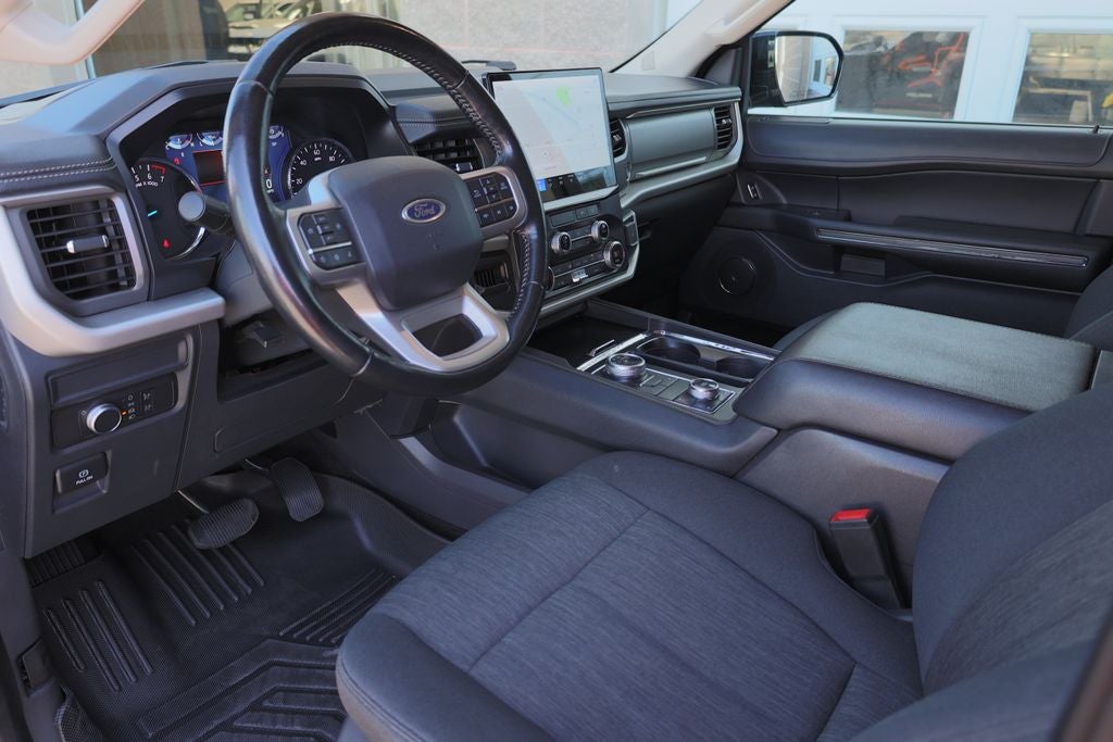 2022 Ford Expedition Max XLT