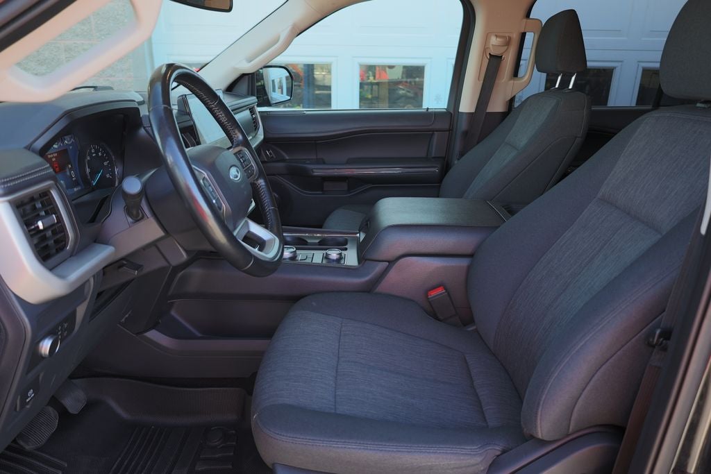 2022 Ford Expedition Max XLT