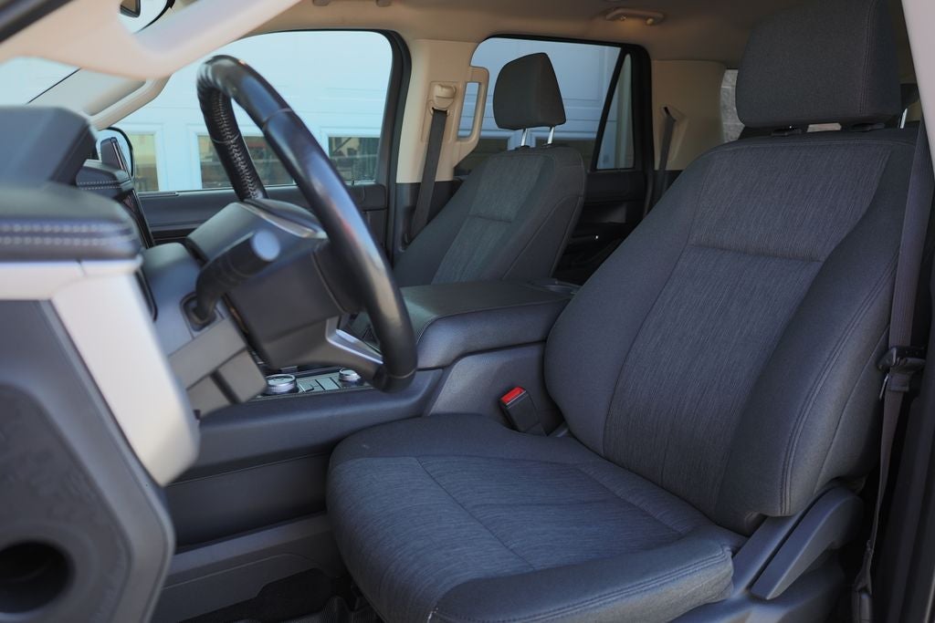 2022 Ford Expedition Max XLT