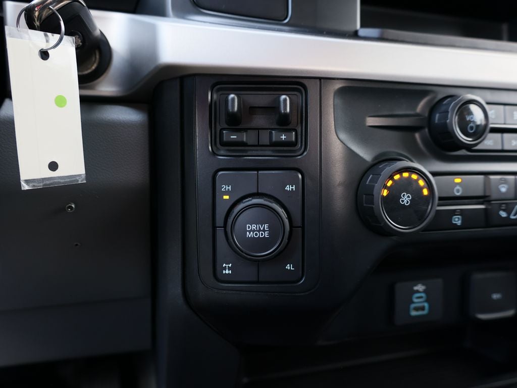 2023 Ford F-350SD XLT