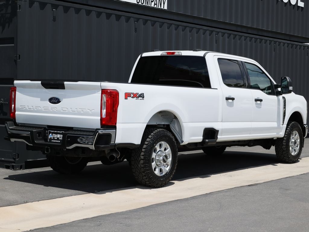 2023 Ford F-350SD XLT