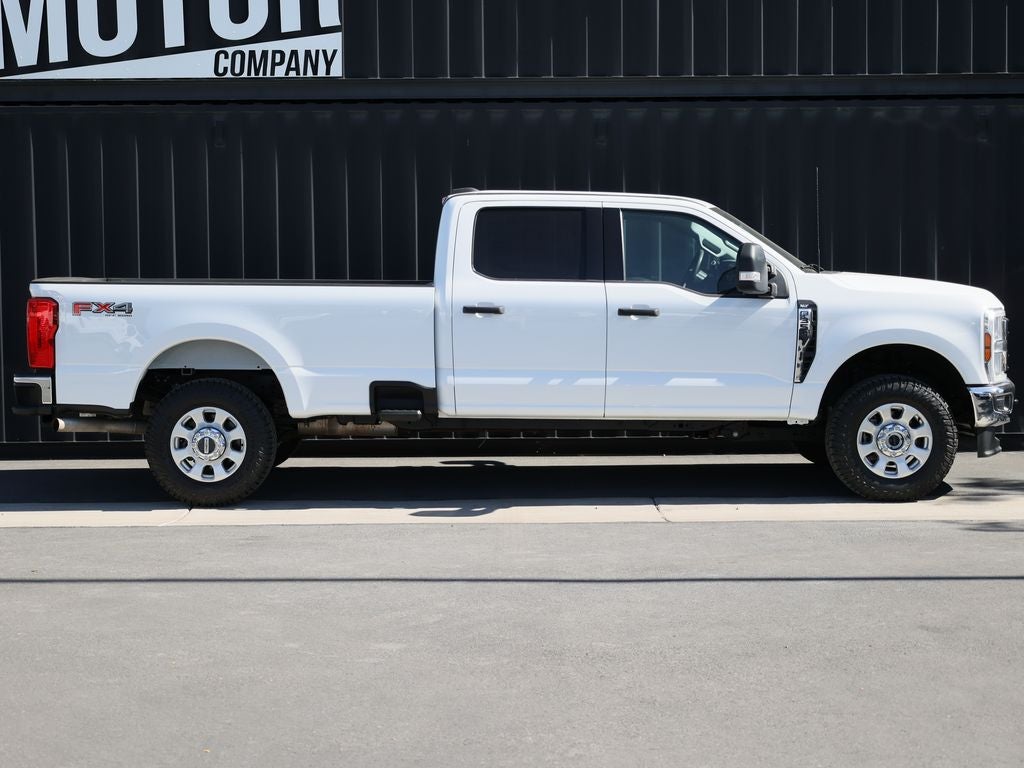 2024 Ford F-350SD Base