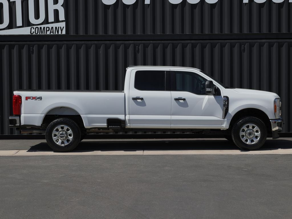 2023 Ford F-350SD XLT
