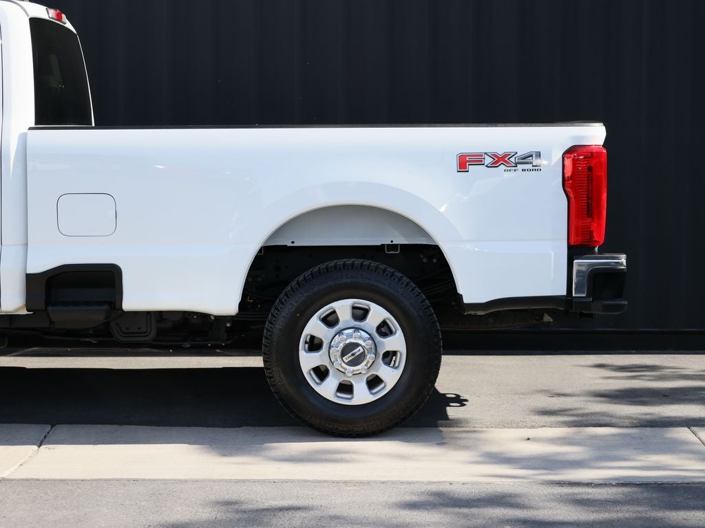 2024 Ford F-350SD XLT