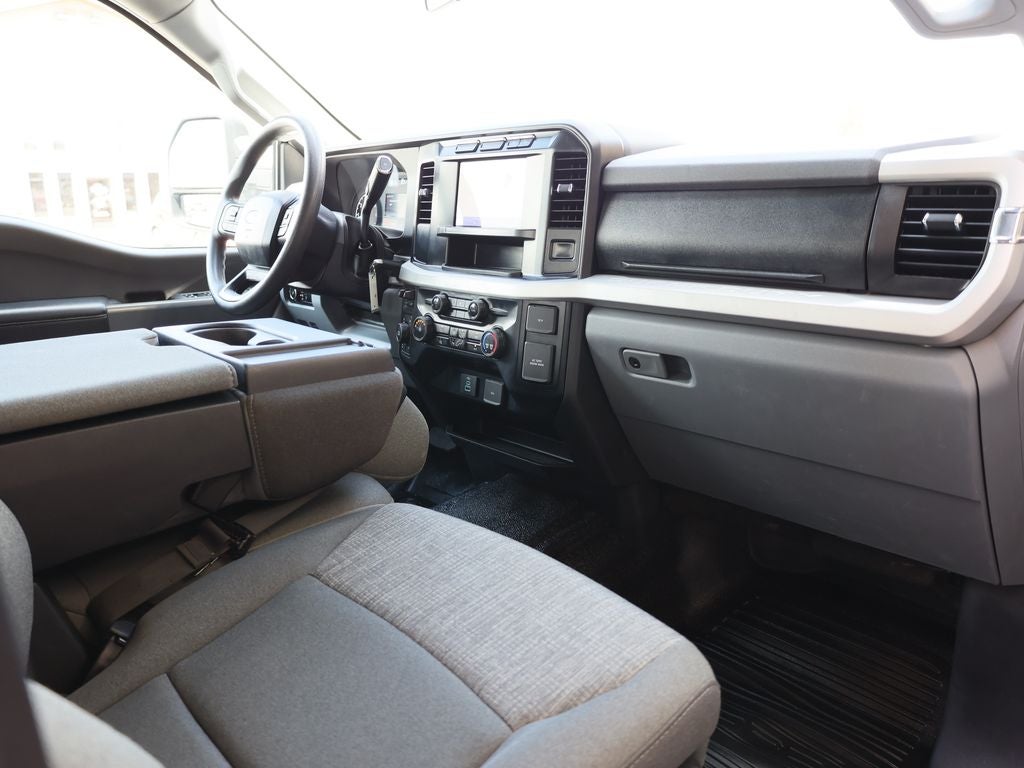 2024 Ford F-350SD XLT