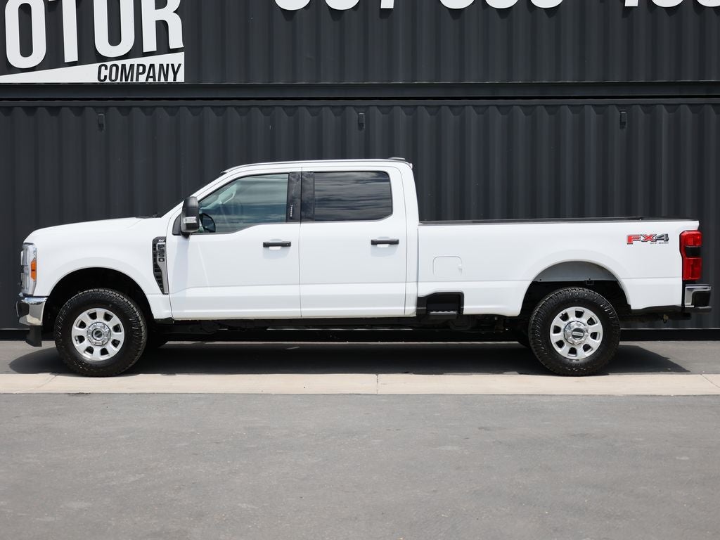2023 Ford F-350SD XLT