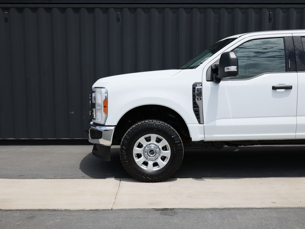 2023 Ford F-350SD XLT