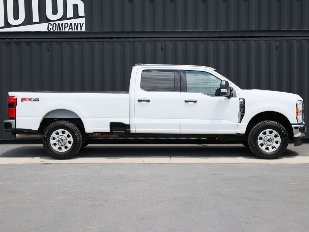 2023 Ford F-350SD XLT