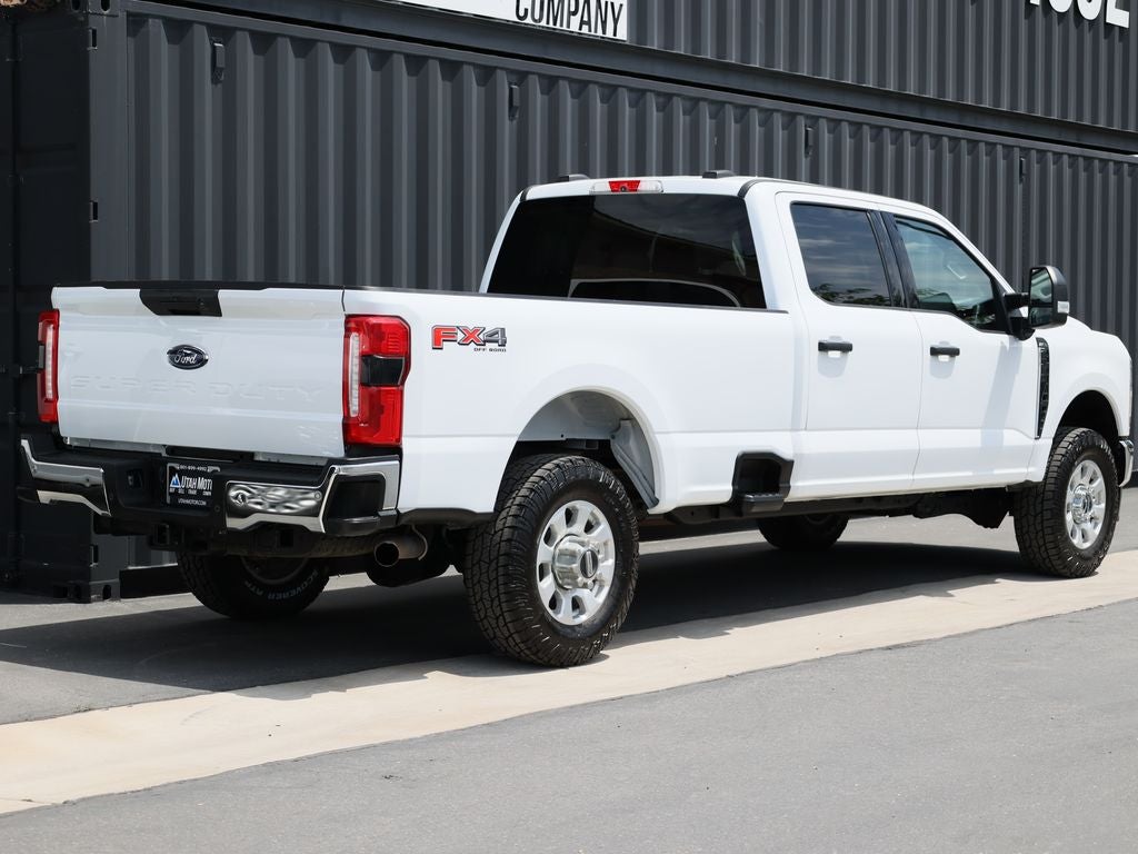 2023 Ford F-350SD XLT