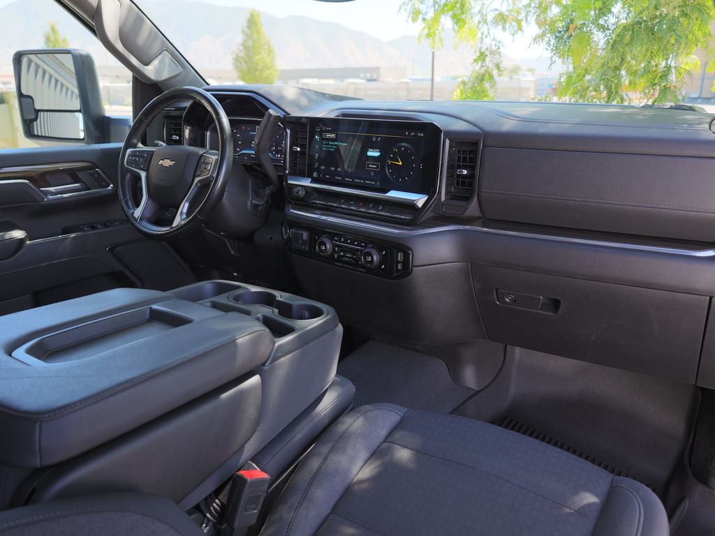 2024 Chevrolet Silverado 3500HD LT