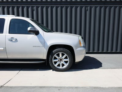 2007 GMC Yukon XL Denali