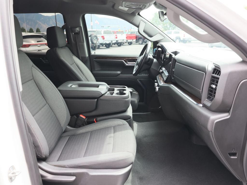 2023 GMC Sierra 1500 SLE