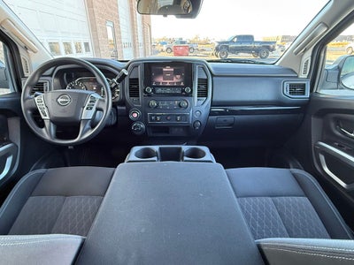2023 Nissan Titan SV