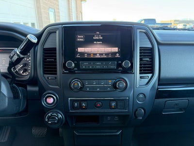 2023 Nissan Titan SV