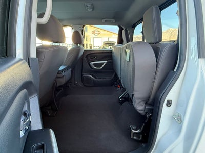 2023 Nissan Titan SV