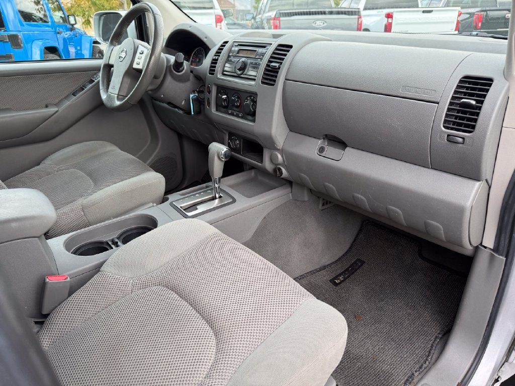 2008 Nissan Frontier LE