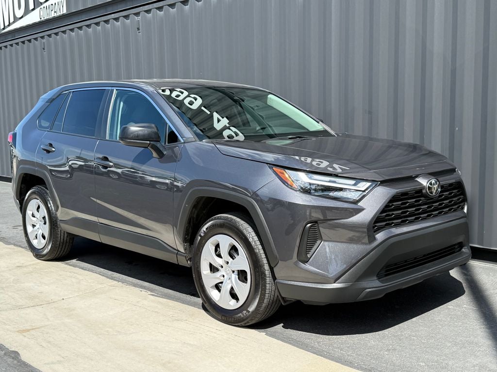 2025 Toyota RAV4 LE