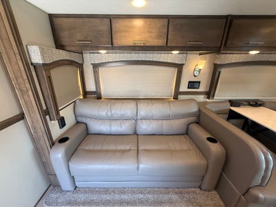 2023 Frieghtliner Renegade RV