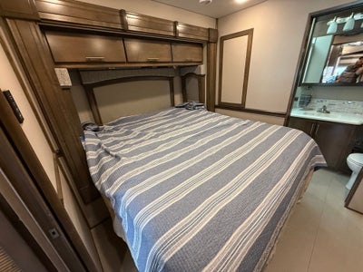 2023 Frieghtliner Renegade RV