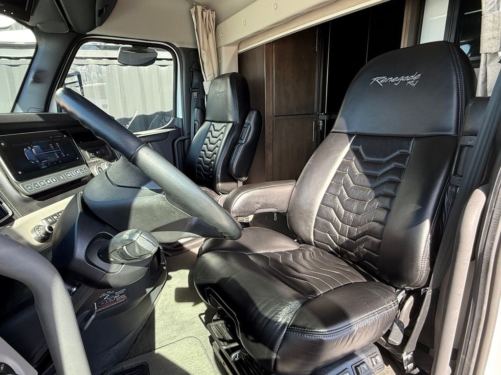2023 Frieghtliner Renegade RV