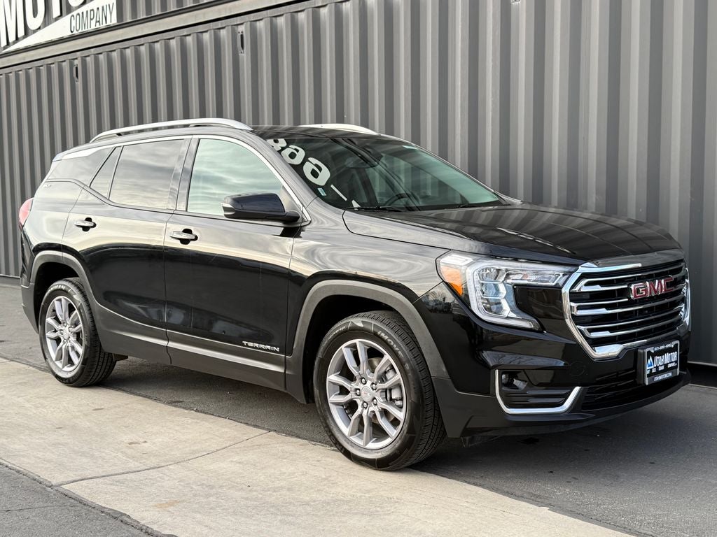 2024 GMC Terrain SLT