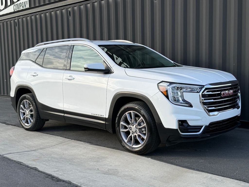 2024 GMC Terrain SLT