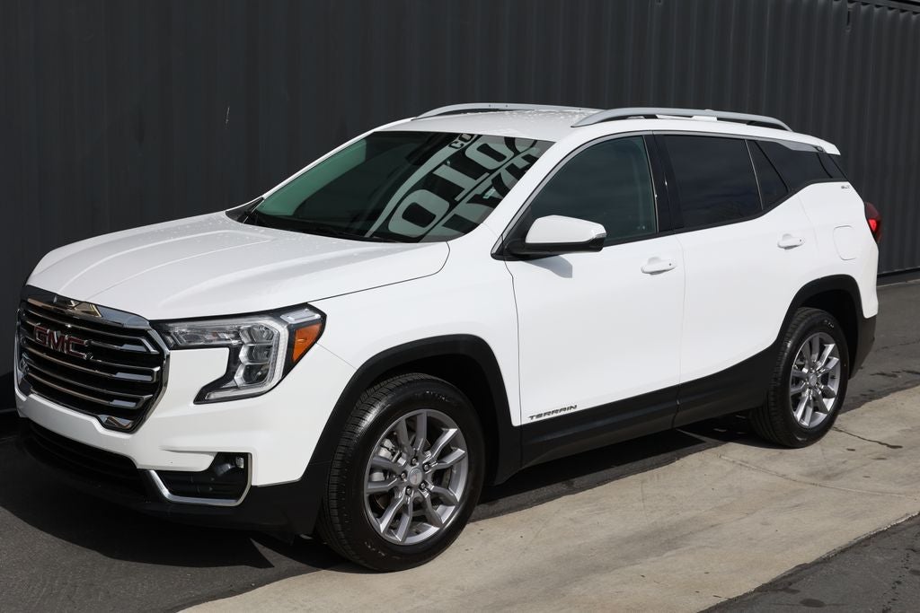 2024 GMC Terrain SLT