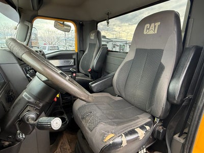 2015 Caterpillar CT 660 S