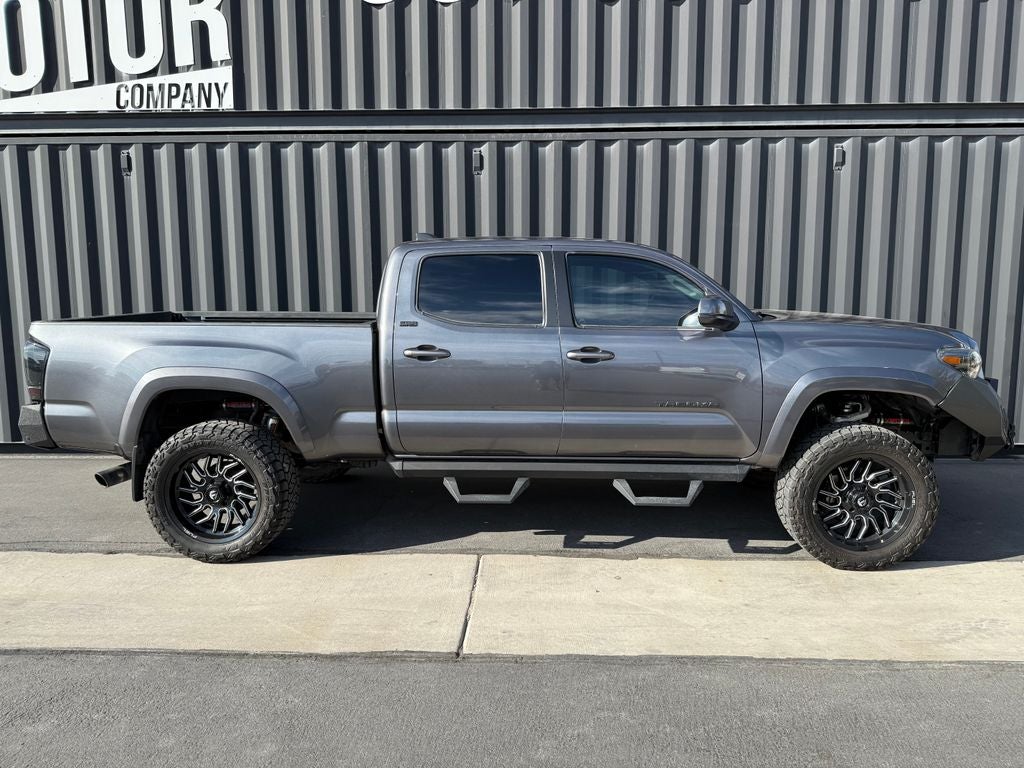 2022 Toyota Tacoma SR5 V6