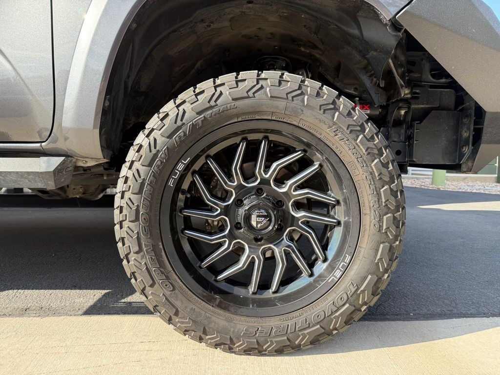 2022 Toyota Tacoma SR5 V6