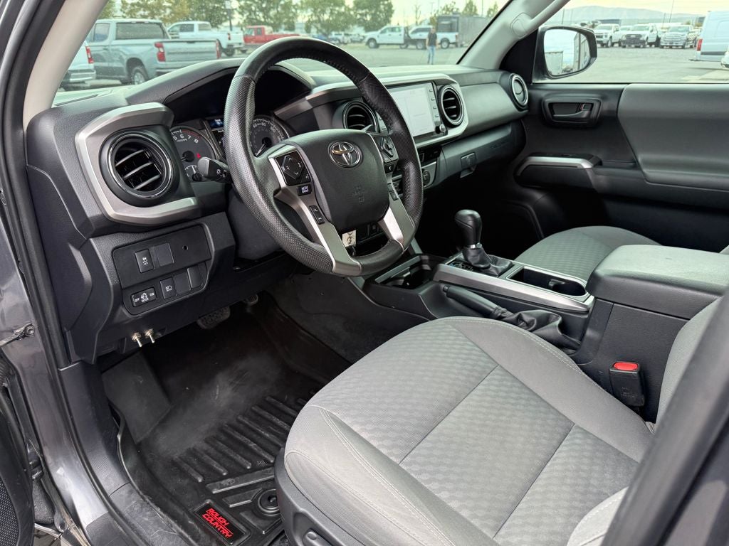 2022 Toyota Tacoma SR5 V6