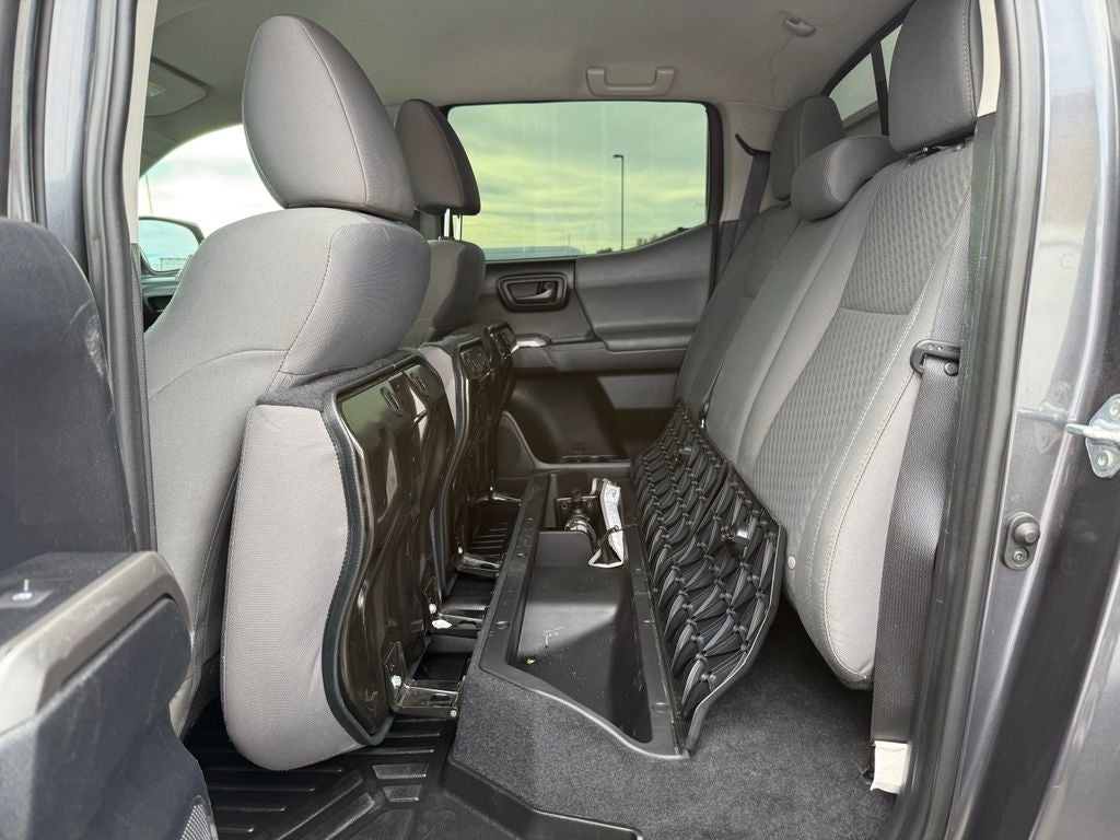 2022 Toyota Tacoma SR5 V6