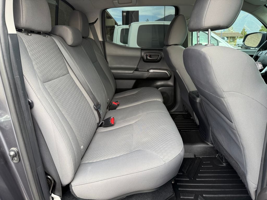 2022 Toyota Tacoma SR5 V6