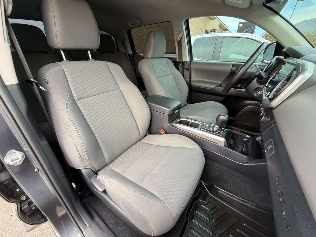 2022 Toyota Tacoma SR5 V6