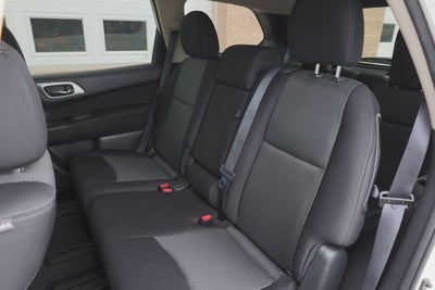 2017 Nissan Pathfinder SV