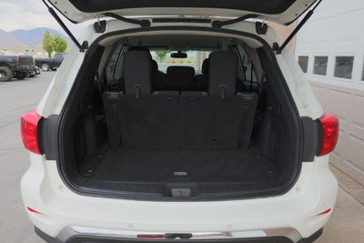 2017 Nissan Pathfinder SV
