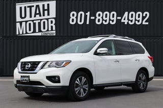 2017 Nissan Pathfinder SV
