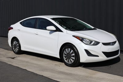 2016 Hyundai Elantra SE