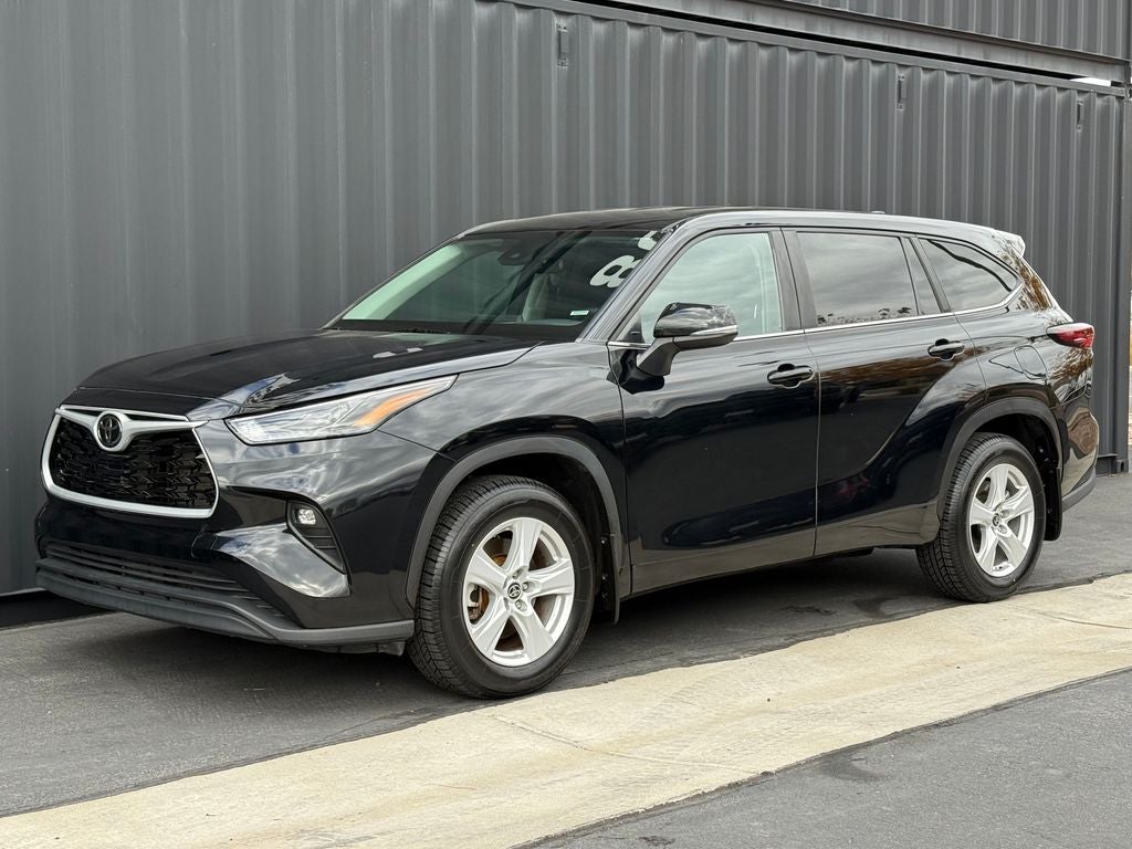 2024 Toyota Highlander LE