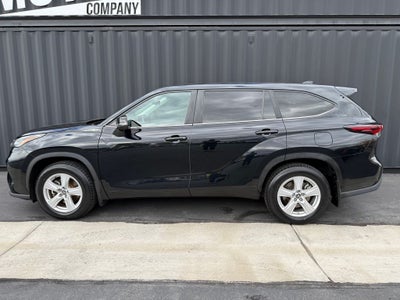 2024 Toyota Highlander LE