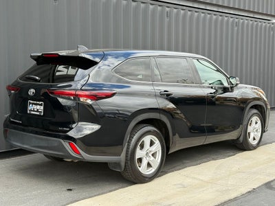 2024 Toyota Highlander LE