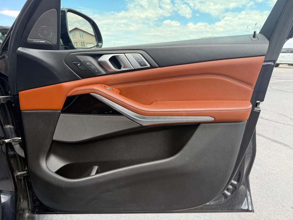 2019 BMW X7 xDrive50i