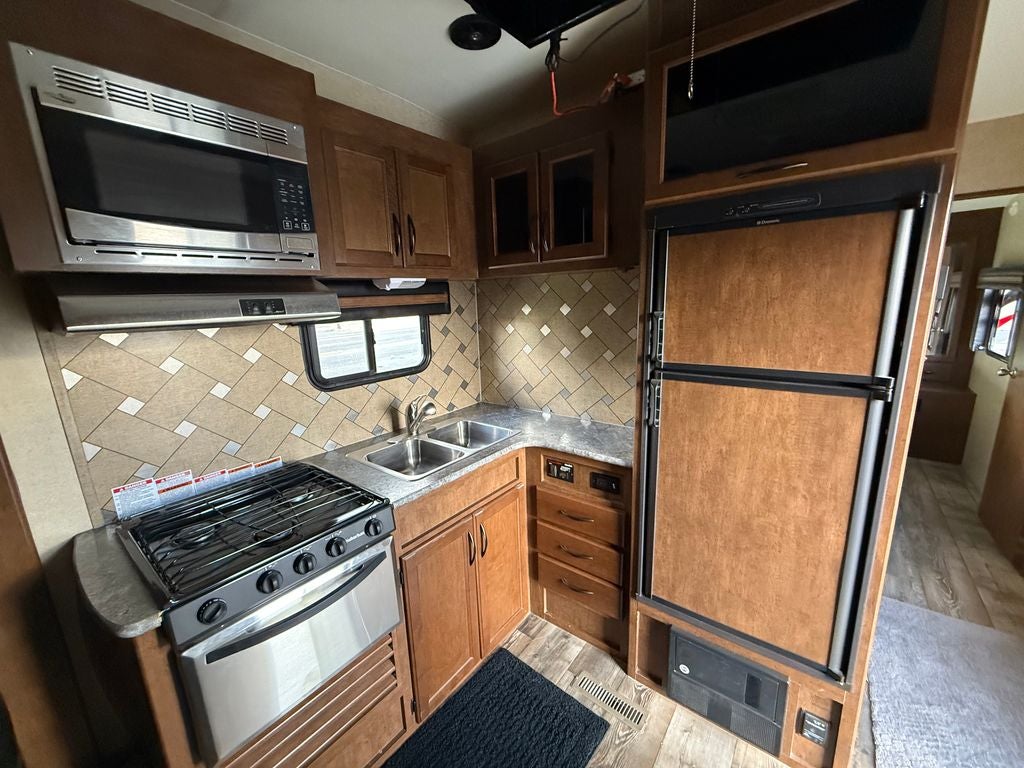 2017 Powerlite 27FBXL Toy Hauler