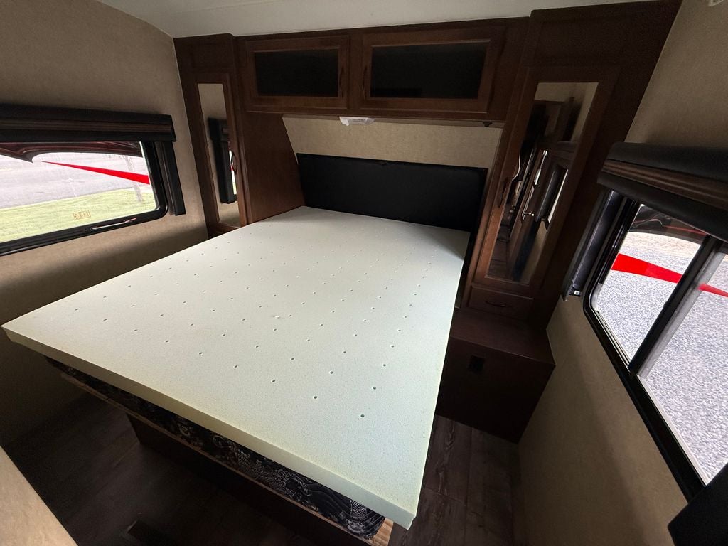 2017 Powerlite 27FBXL Toy Hauler