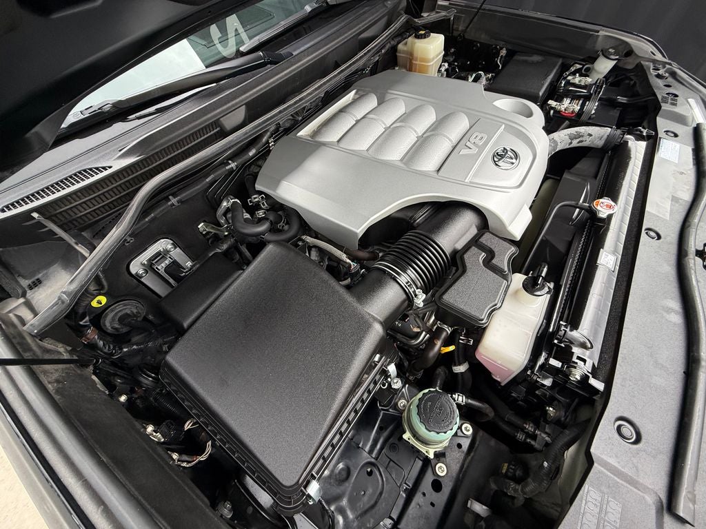 2019 Toyota Land Cruiser Base