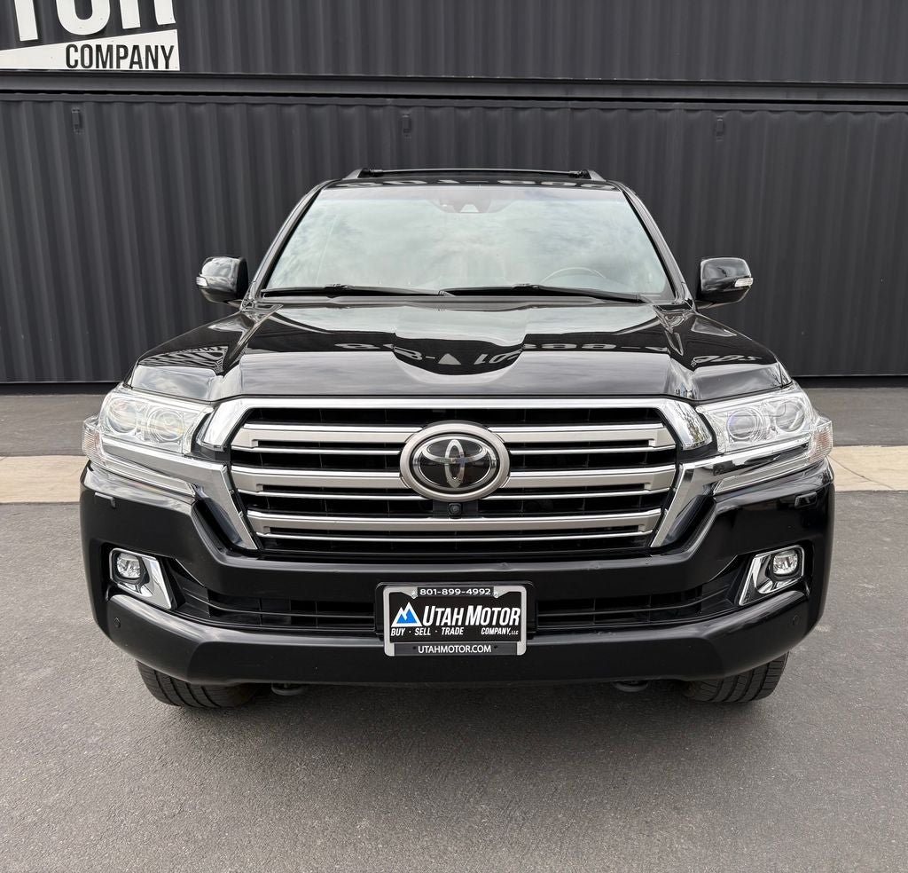 2019 Toyota Land Cruiser Base