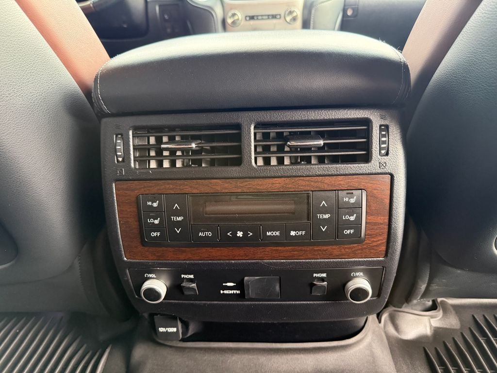 2019 Toyota Land Cruiser Base