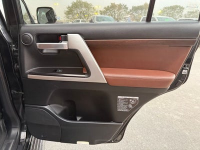 2019 Toyota Land Cruiser Base